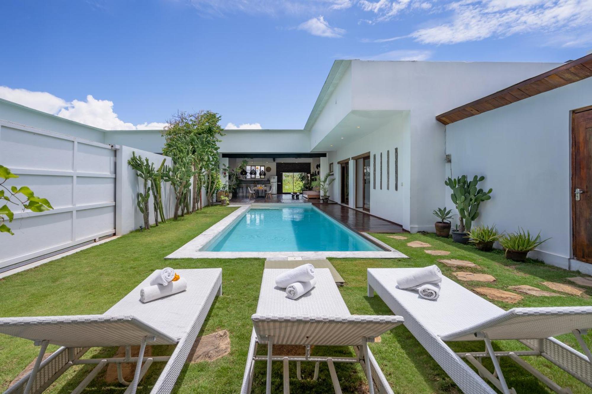 Villa Nuga By Dreamawaybali Seminyak  Exterior photo