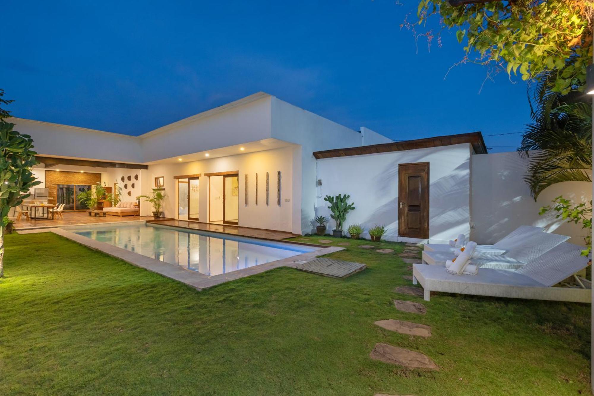 Villa Nuga By Dreamawaybali Seminyak  Exterior photo